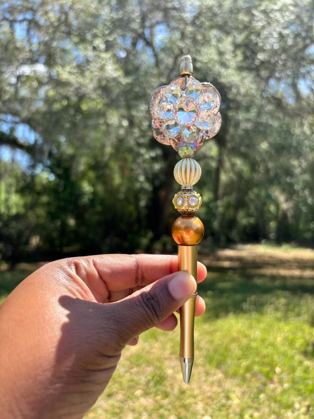 Handcrafted Beaded Floral Top Pen in Gold and Cream & Lined Journal Notebook - Picture 5 of 6